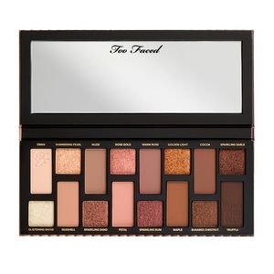 Born This Way The Natural Nudes Eye Shadow Palette